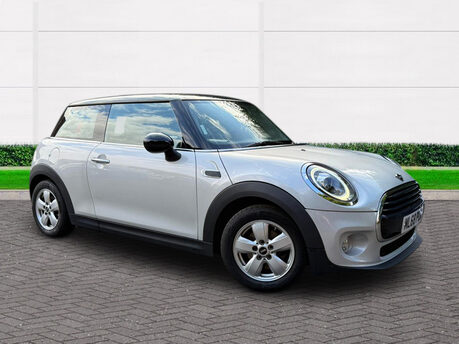 Mini Hatch COOPER
