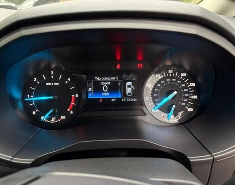 Ford Galaxy ZETEC ECOBLUE 26