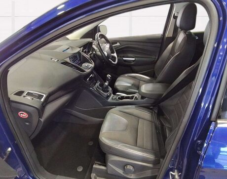 Ford Kuga TITANIUM TDCI 4x4 2