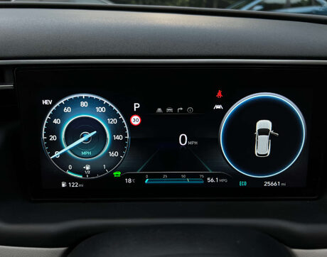 Hyundai TUCSON T-GDI ULTIMATE Petrol Hybrid 26