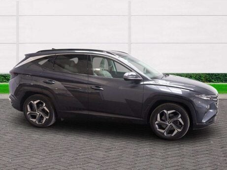 Hyundai TUCSON T-GDI ULTIMATE Petrol Hybrid 1