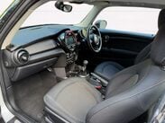 Mini Hatch COOPER 6