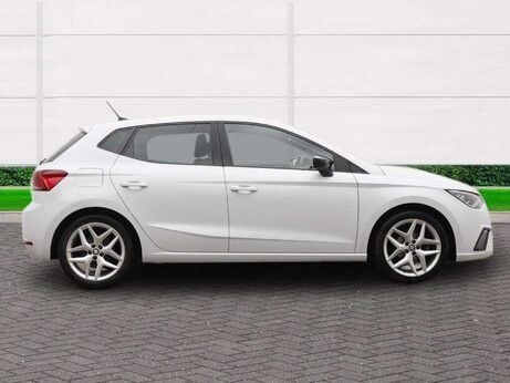 SEAT Ibiza TSI FR 1