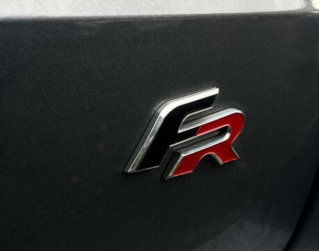 SEAT Leon TSI FR TECHNOLOGY 22