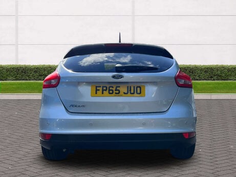 Ford Focus 1.5 Focus Titanium TDCI 5dr 3