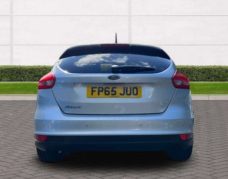 Ford Focus 1.5 Focus Titanium TDCI 5dr 4