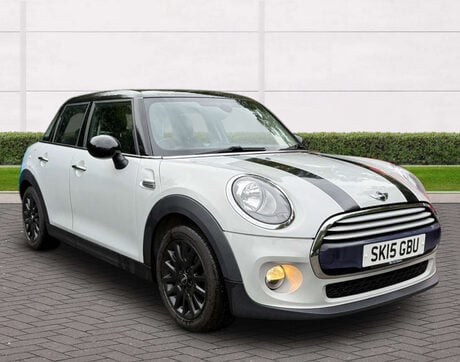 Mini Hatch 1.5 Cooper Auto 5dr 6