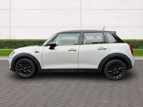 Mini Hatch 1.5 Cooper Auto 5dr 1