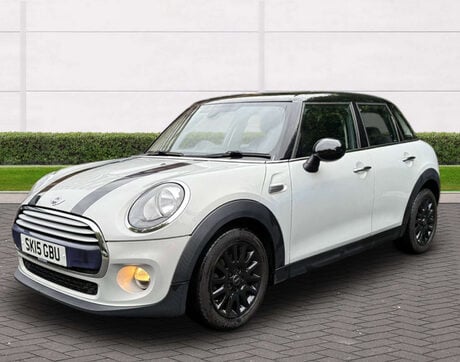 Mini Hatch 1.5 Cooper Auto 5dr 1