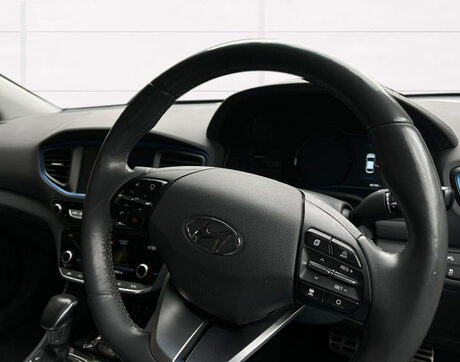 Hyundai IONIQ 1.6 IONIQ Premium SE FHEV Semi-Auto 5dr 14