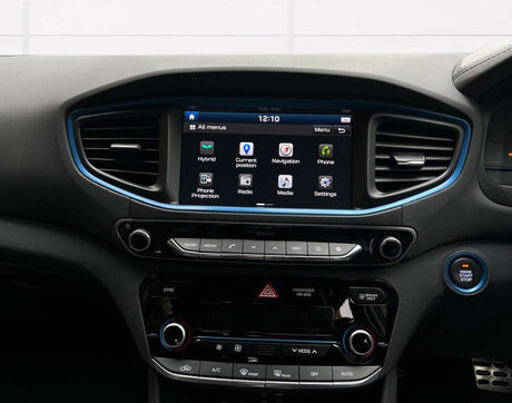 Hyundai IONIQ 1.6 IONIQ Premium SE FHEV Semi-Auto 5dr 16