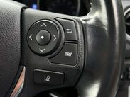 Toyota Auris 1.8 Auris Design HEV VVT-i CVT 5dr 13