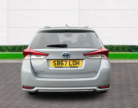 Toyota Auris 1.8 Auris Design HEV VVT-i CVT 5dr 6