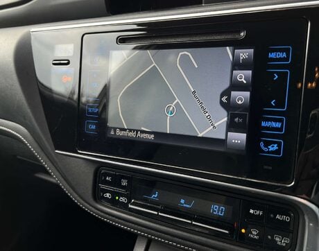 Toyota Auris 1.8 Auris Design HEV VVT-i CVT 5dr 18