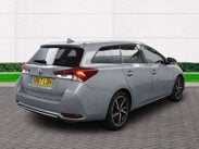 Toyota Auris 1.8 Auris Design HEV VVT-i CVT 5dr 4