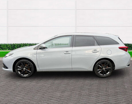 Toyota Auris 1.8 Auris Design HEV VVT-i CVT 5dr 4