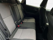 Toyota Auris 1.8 Auris Design HEV VVT-i CVT 5dr 8