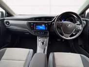 Toyota Auris 1.8 Auris Design HEV VVT-i CVT 5dr 12