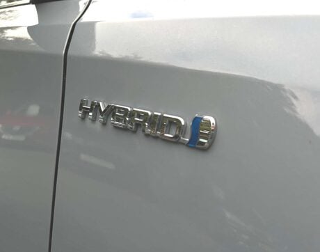 Toyota Auris 1.8 Auris Design HEV VVT-i CVT 5dr 9