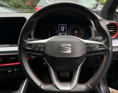 SEAT Arona 1.0 Arona FR EcoTSI Semi-Auto 5dr 12