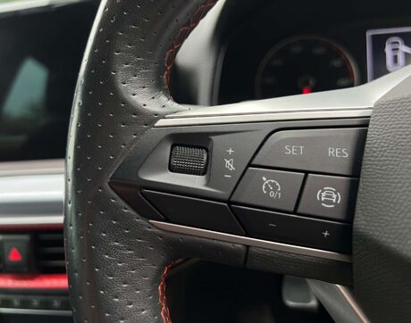 SEAT Arona 1.0 Arona FR EcoTSI Semi-Auto 5dr 18