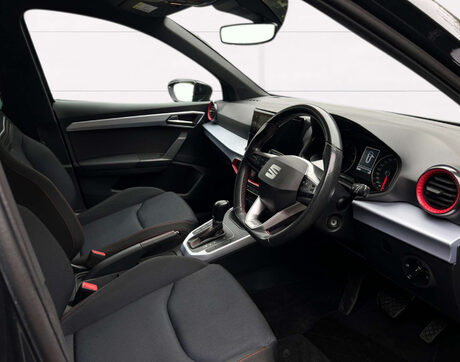 SEAT Arona 1.0 Arona FR EcoTSI Semi-Auto 5dr 14