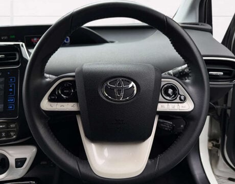 Toyota Prius 1.8 Prius Business Edition+ VVT-i CVT 5dr 14