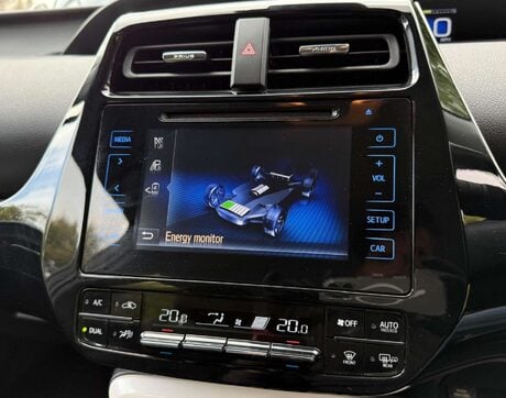 Toyota Prius 1.8 Prius Business Edition+ VVT-i CVT 5dr 21