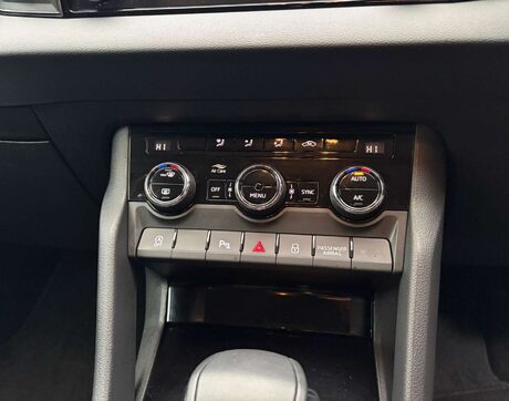 Skoda Karoq 1.5 Karoq SE Technology TSi Semi-Auto 5dr 13