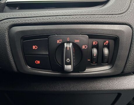 BMW 2 Series 1.5 218i Luxury Auto 5dr 19