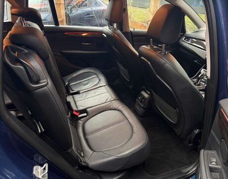 BMW 2 Series 1.5 218i Luxury Auto 5dr 23