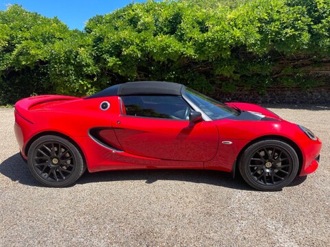 Lotus Elise 1.8 Sport 220 Euro 6 2dr 35