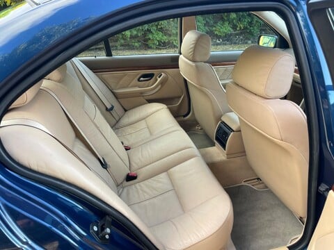 BMW 5 Series 4.4 540i 4dr 66