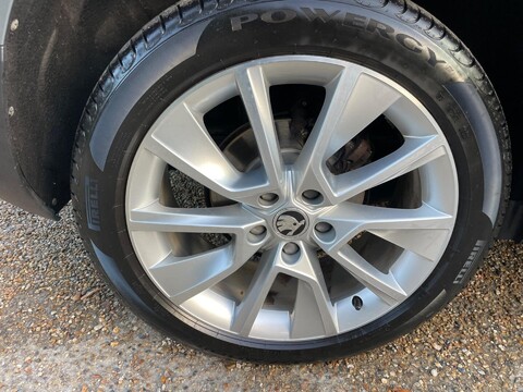 Skoda Karoq 1.6 TDI SE L Euro 6 (s/s) 5dr 30