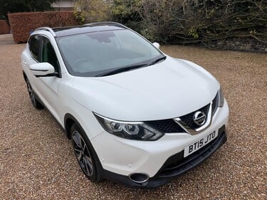 Nissan Qashqai 1.5 dCi Tekna 2WD Euro 5 (s/s) 5dr 2