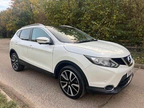 Nissan Qashqai 1.5 dCi Tekna 2WD Euro 5 (s/s) 5dr 20