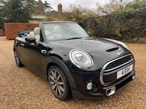 Mini Convertible 2.0 Cooper S Auto Euro 6 (s/s) 2dr 1