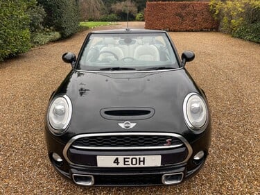 Mini Convertible 2.0 Cooper S Auto Euro 6 (s/s) 2dr 4