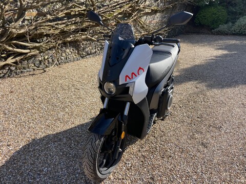 SEAT Mo eScooter 125 4