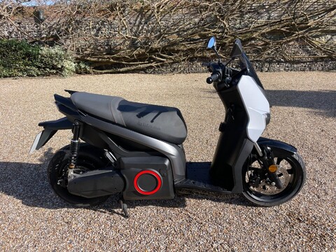 SEAT Mo eScooter 125 14