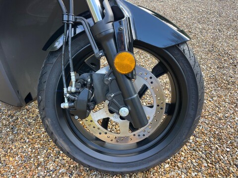 SEAT Mo eScooter 125 19