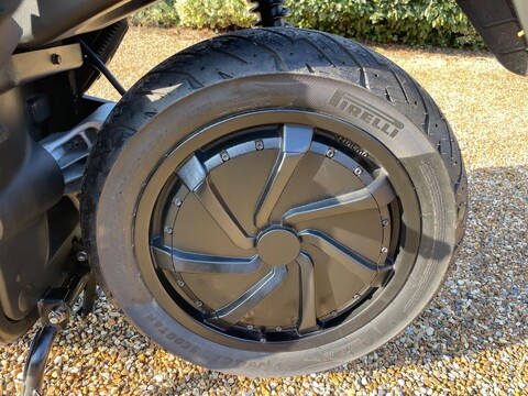 SEAT Mo eScooter 125 26