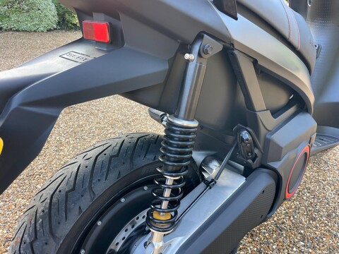 SEAT Mo eScooter 125 44