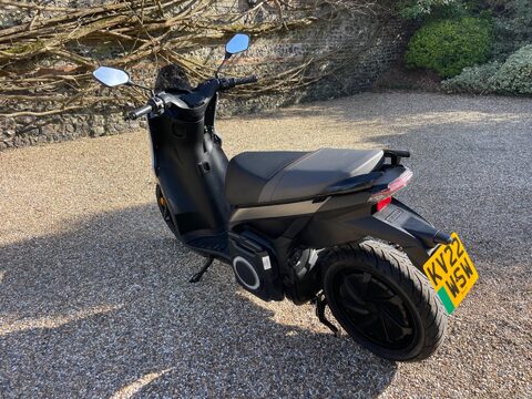 SEAT Mo eScooter 125 8