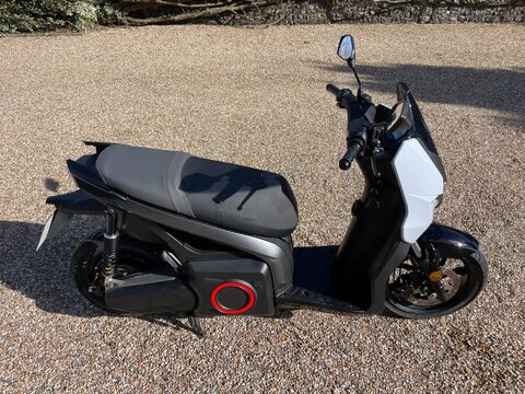 SEAT Mo eScooter 125 15