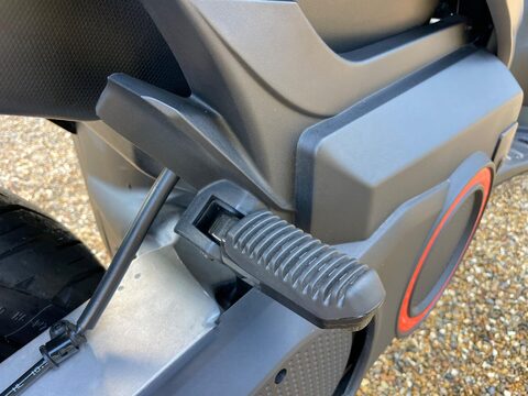 SEAT Mo eScooter 125 21