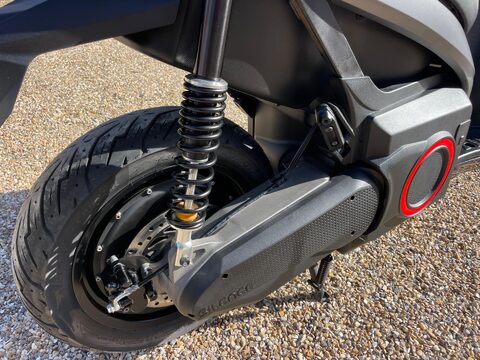 SEAT Mo eScooter 125 46