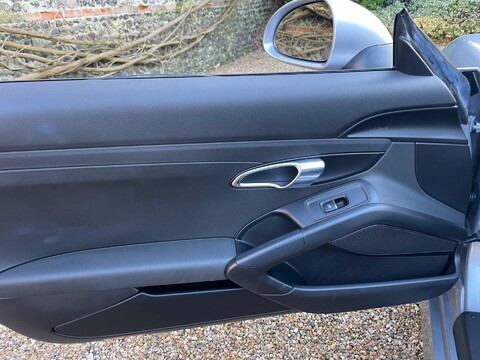 Porsche Boxster 2.7 981 PDK Euro 6 (s/s) 2dr 82