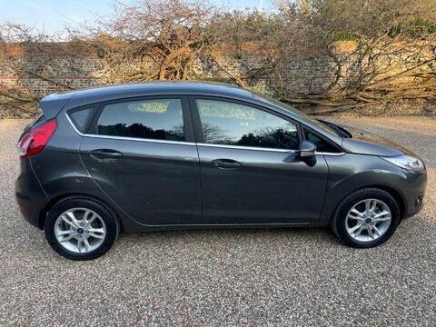 Ford Fiesta 1.0T EcoBoost Zetec Euro 6 (s/s) 5dr 15