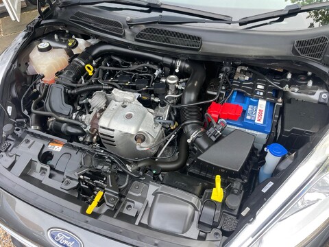 Ford Fiesta 1.0T EcoBoost Zetec Euro 6 (s/s) 5dr 52